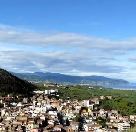 Holiday home Casa Vulcano Rodi